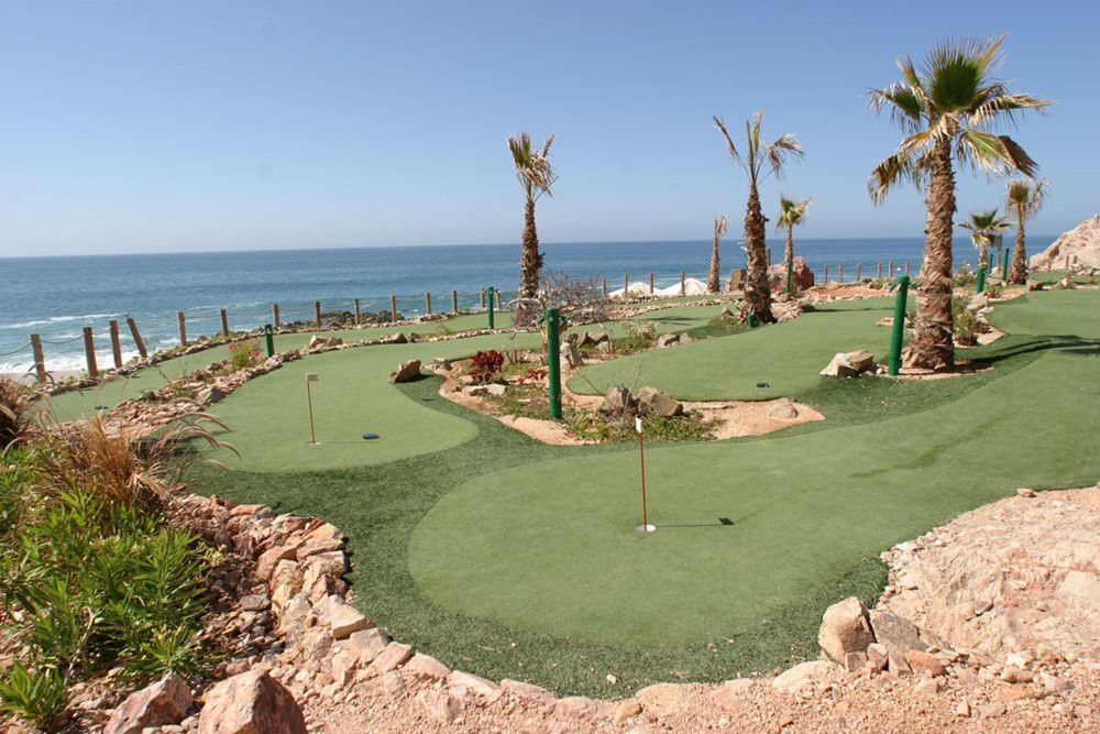 San Francisco synthetic putting green
